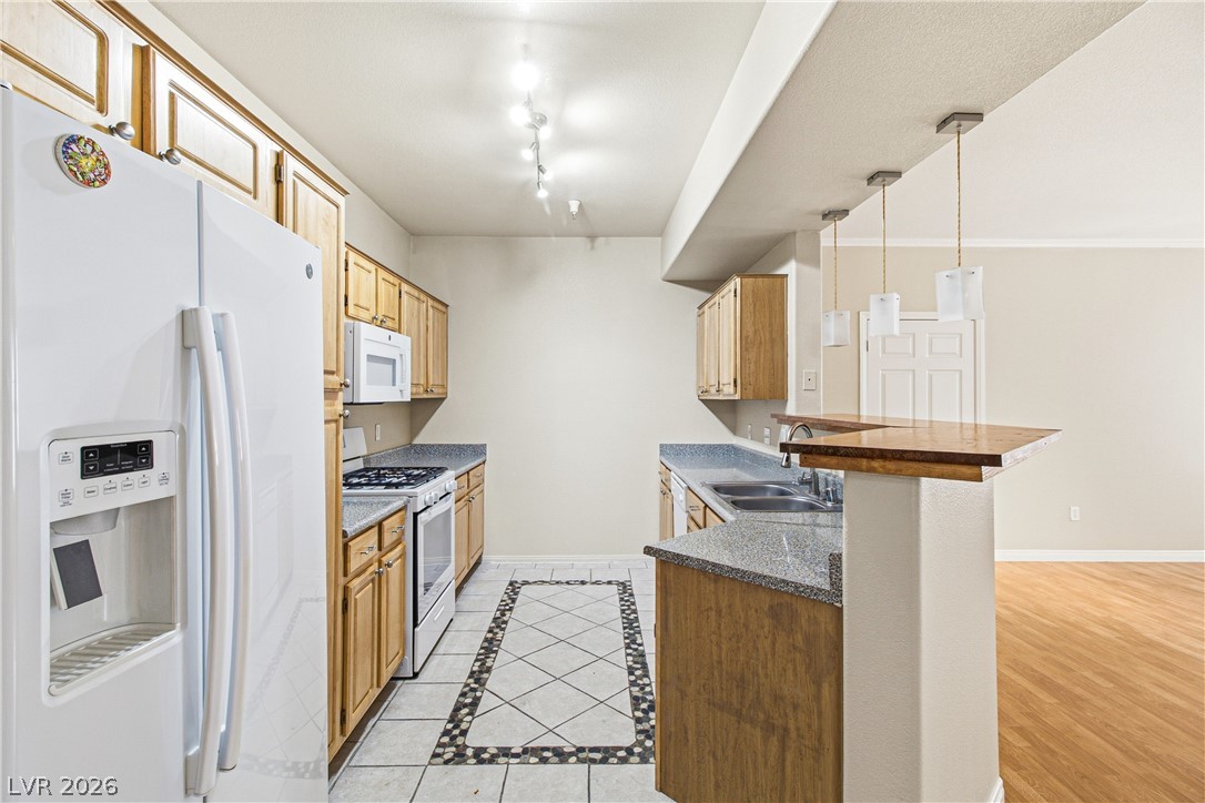 5855 Valley Drive 1080 Property Photo 5