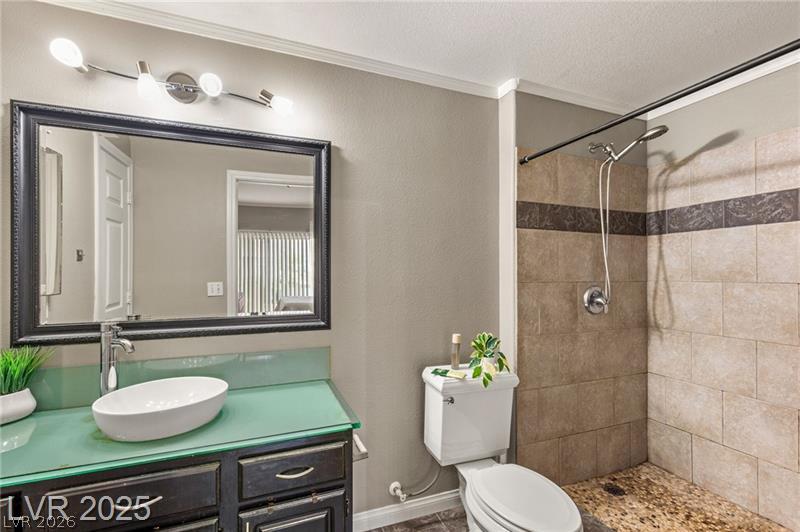 5855 Valley Drive 1080 Property Photo 8