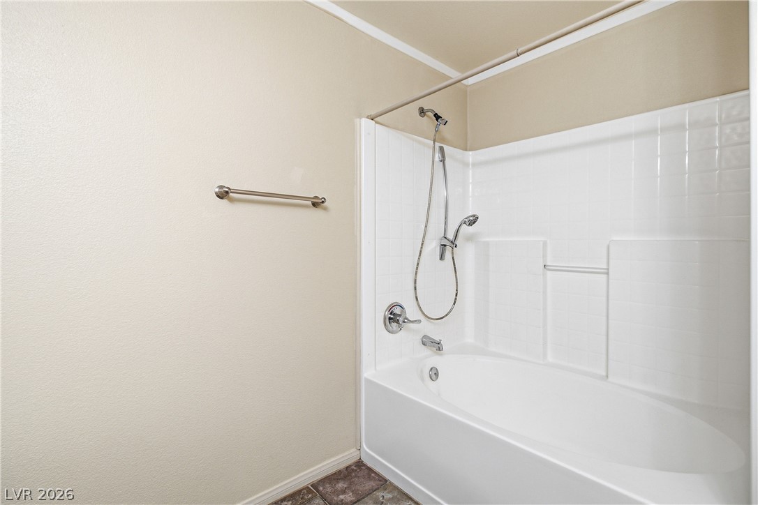 5855 Valley Drive 1080 Property Photo 16