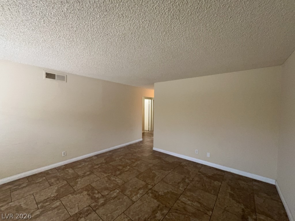2658 Kline Circle 2 Property Photo 4