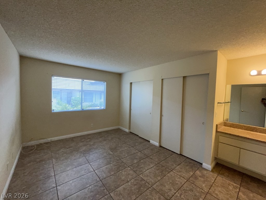 2658 Kline Circle 2 Property Photo 11