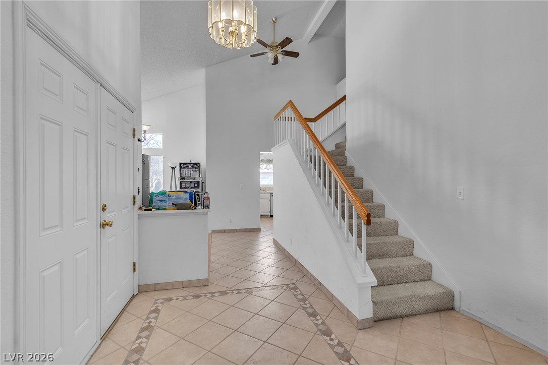 318 Bradford Drive Property Photo 4