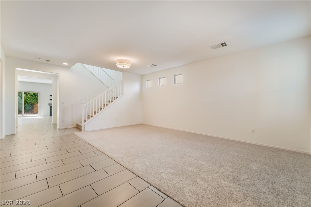 2925 Green Falls Avenue Property Photo 5