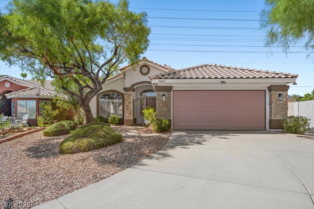 1601 Diamond Oaks Court Property Photo 41