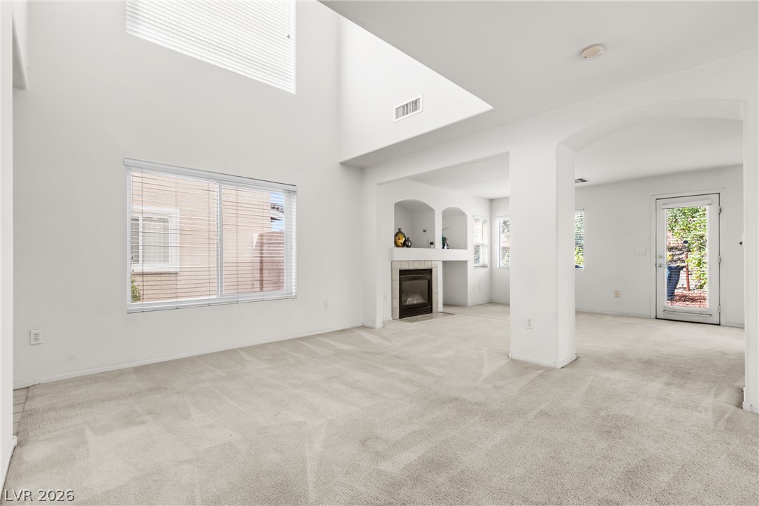 545 Aspen Leaf Street Property Photo 7
