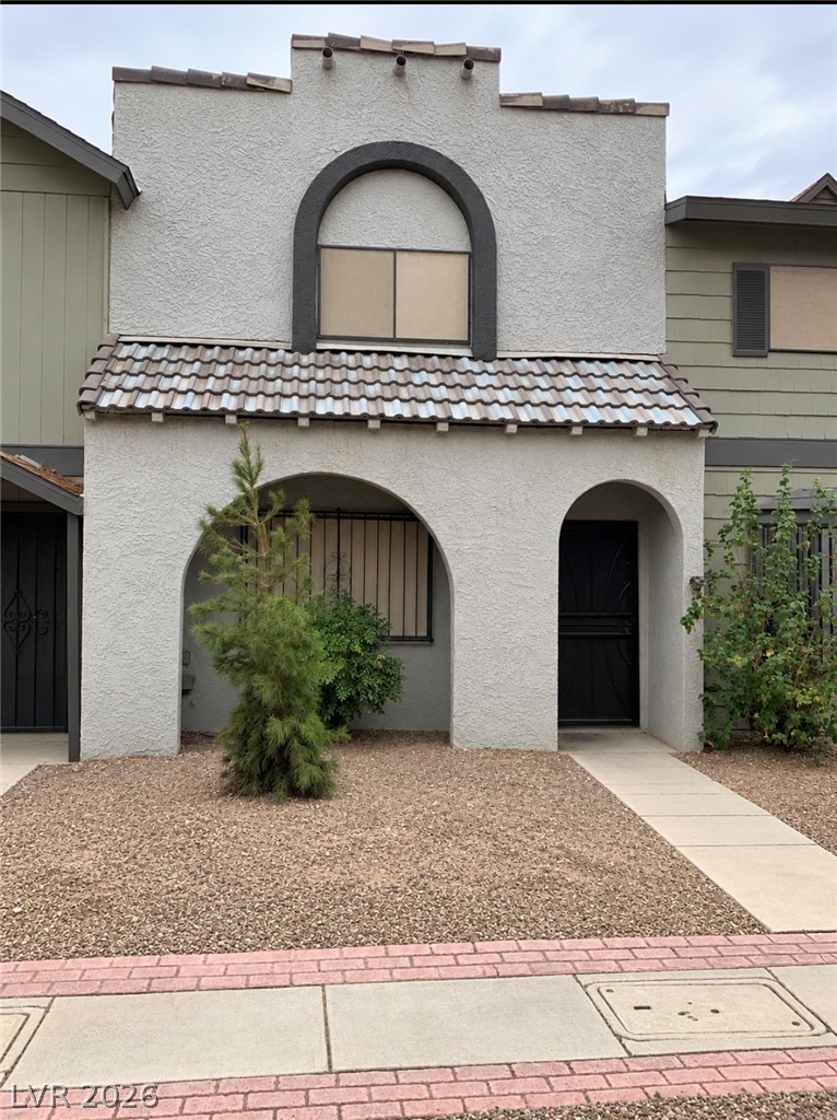 878 Flagstone Way Property Photo 1