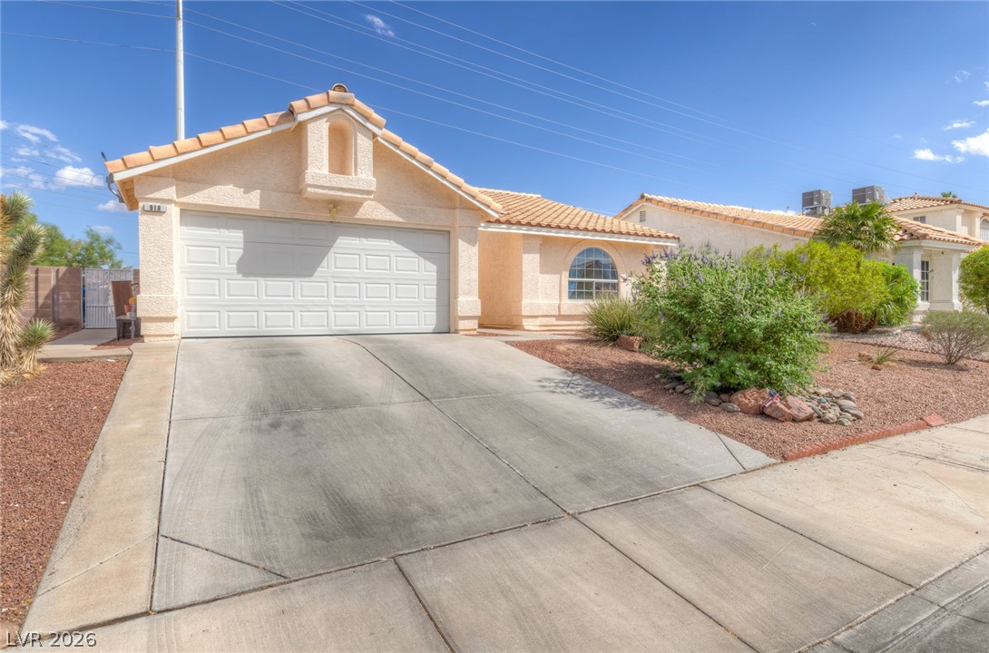 918 Ambusher Street Property Photo 2