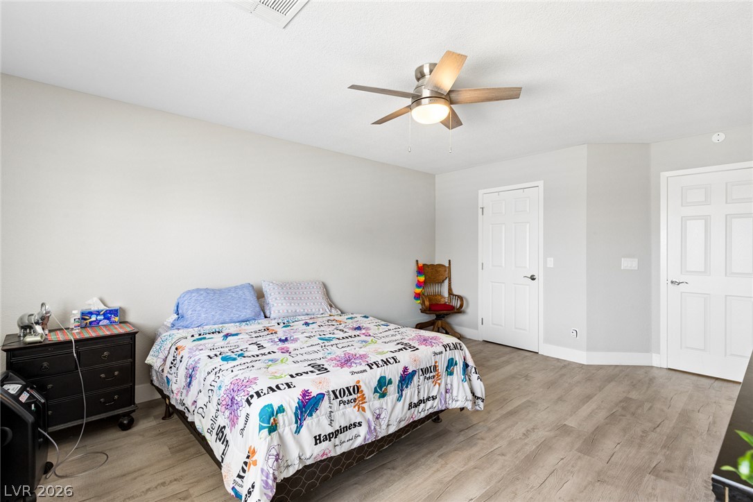 918 Ambusher Street Property Photo 22