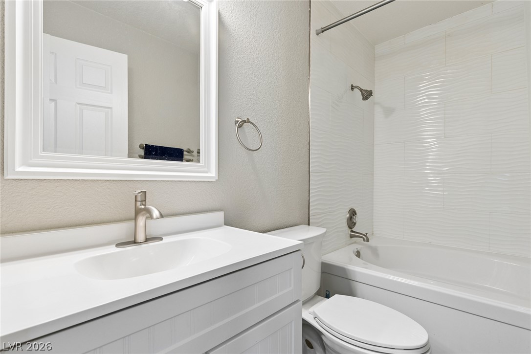 918 Ambusher Street Property Photo 26
