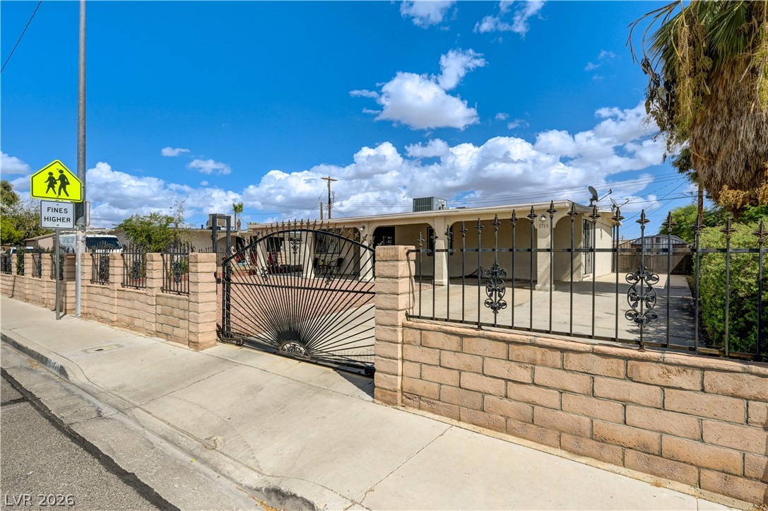 1716 Belmont Street Property Photo 2
