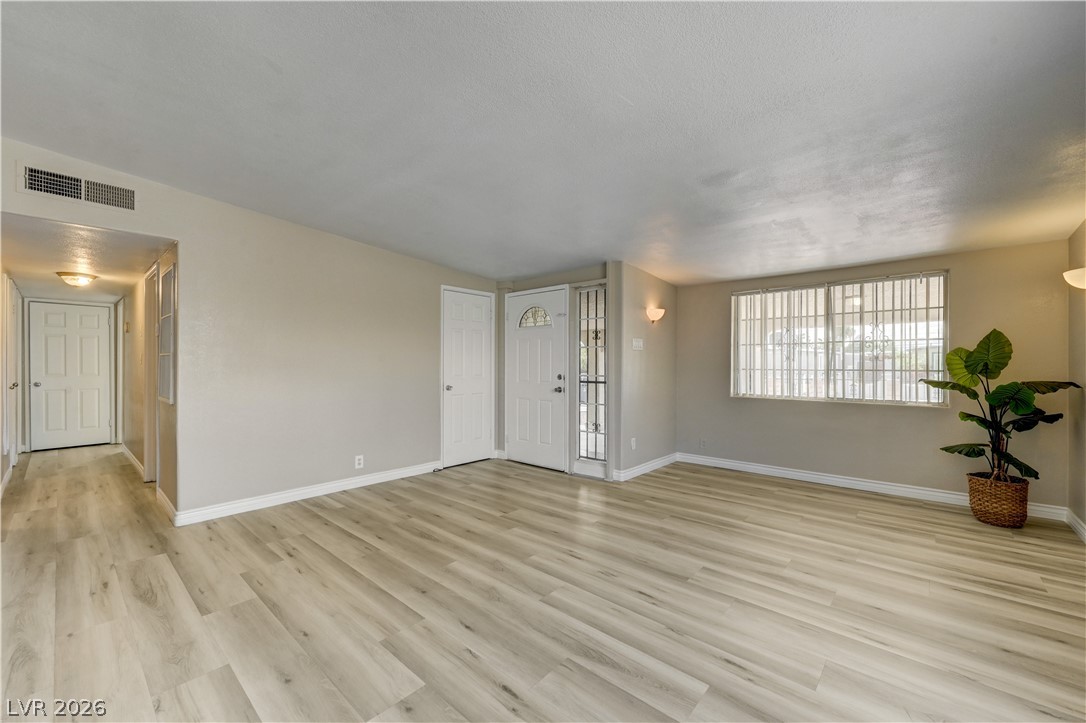 1716 Belmont Street Property Photo 9