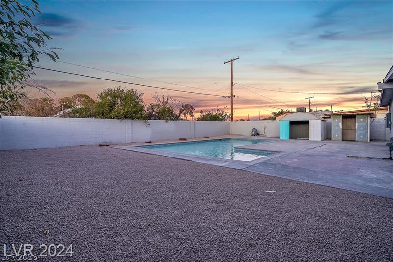 1660 Capistrano Avenue Property Photo 6