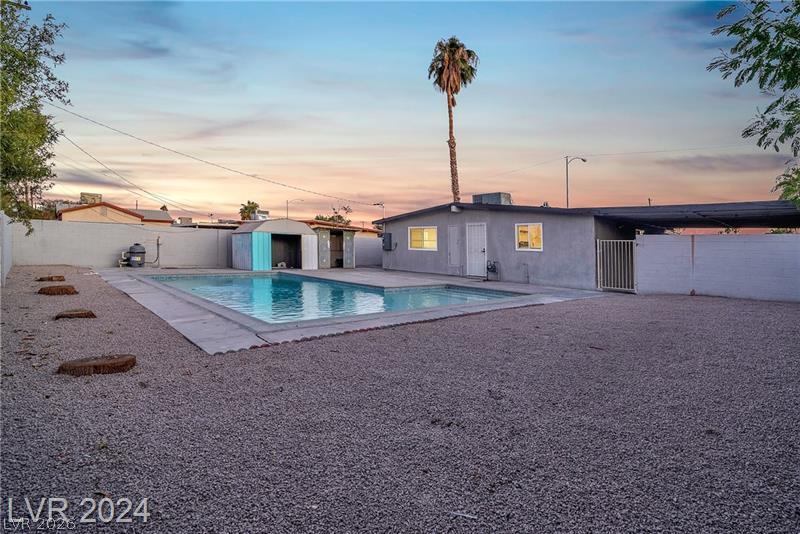 1660 Capistrano Avenue Property Photo 15