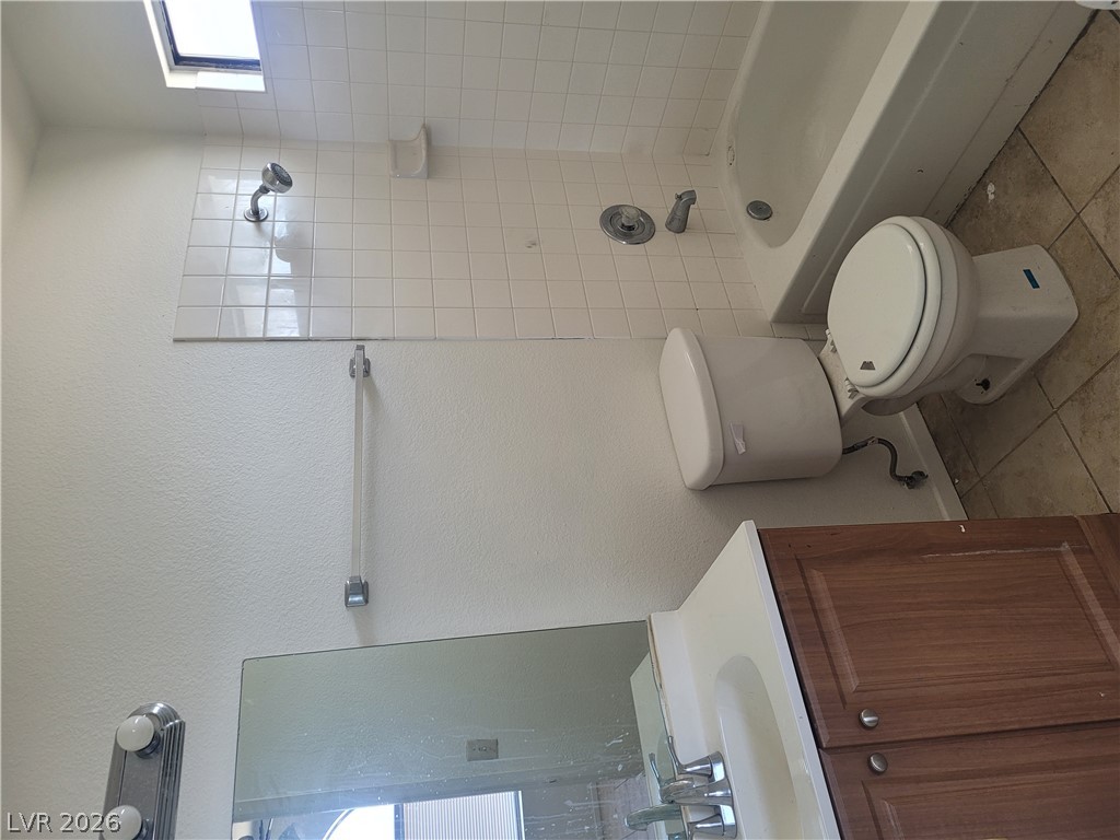 2820129 Property Photo 12
