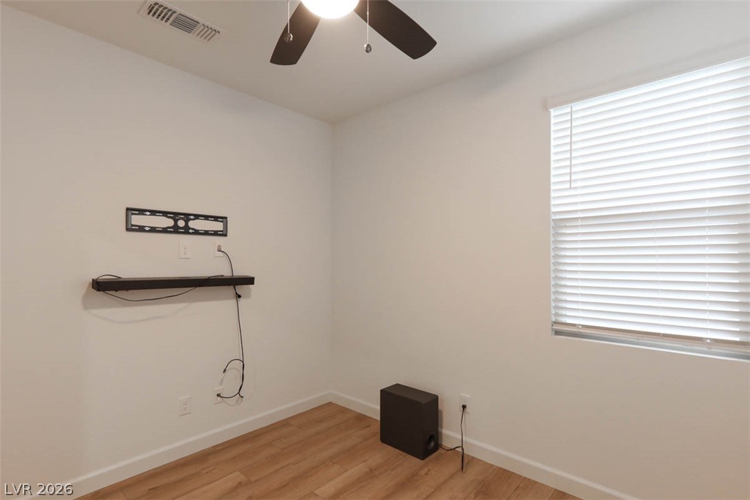 1437 Whistling Kite Street Property Photo 9