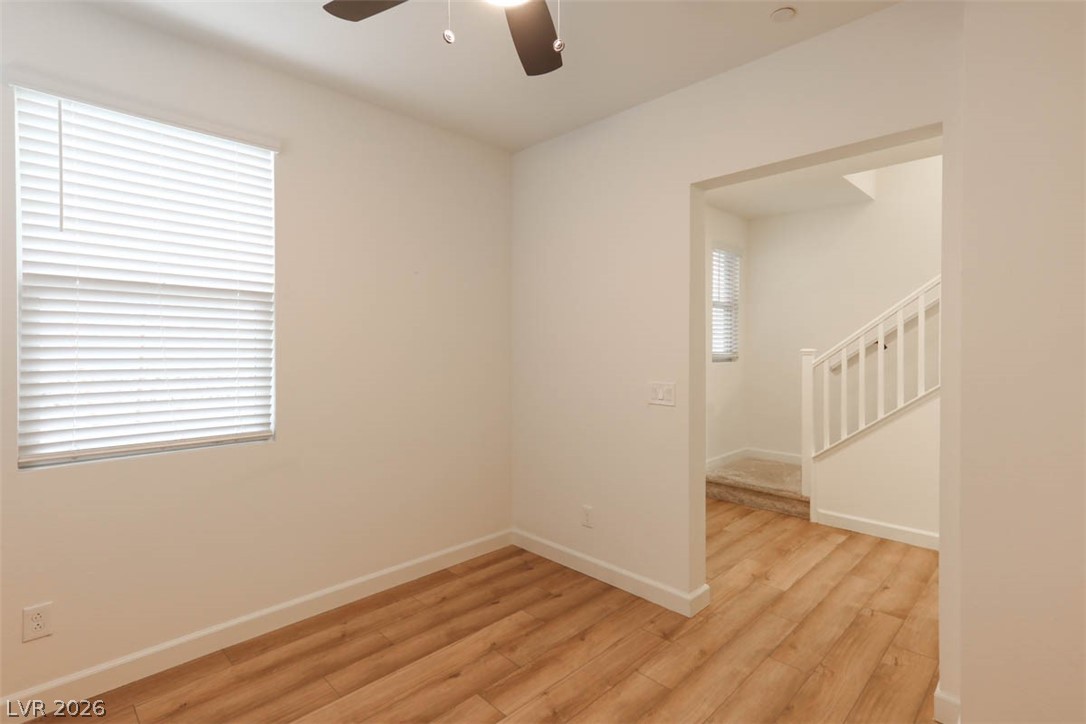 1437 Whistling Kite Street Property Photo 10