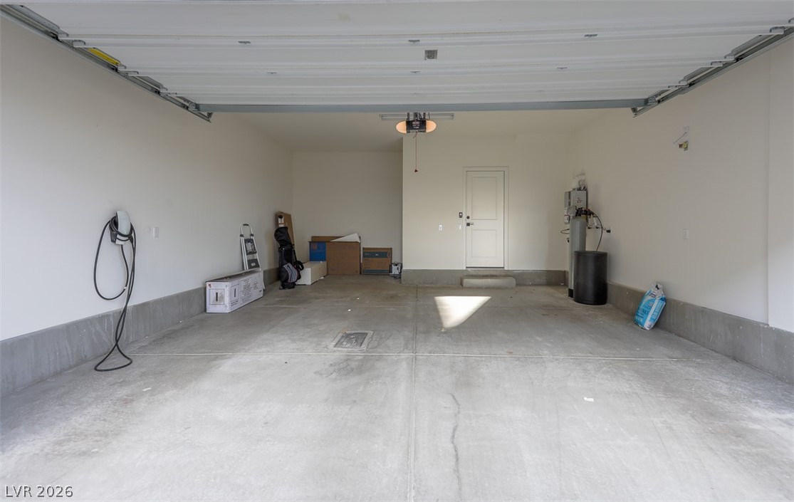 1437 Whistling Kite Street Property Photo 39