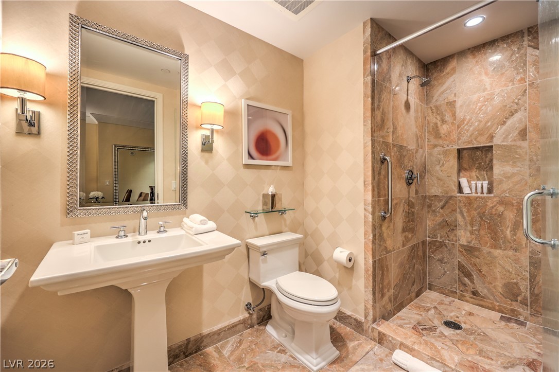 2000 Fashion Show Drive 3807 Property Photo 28