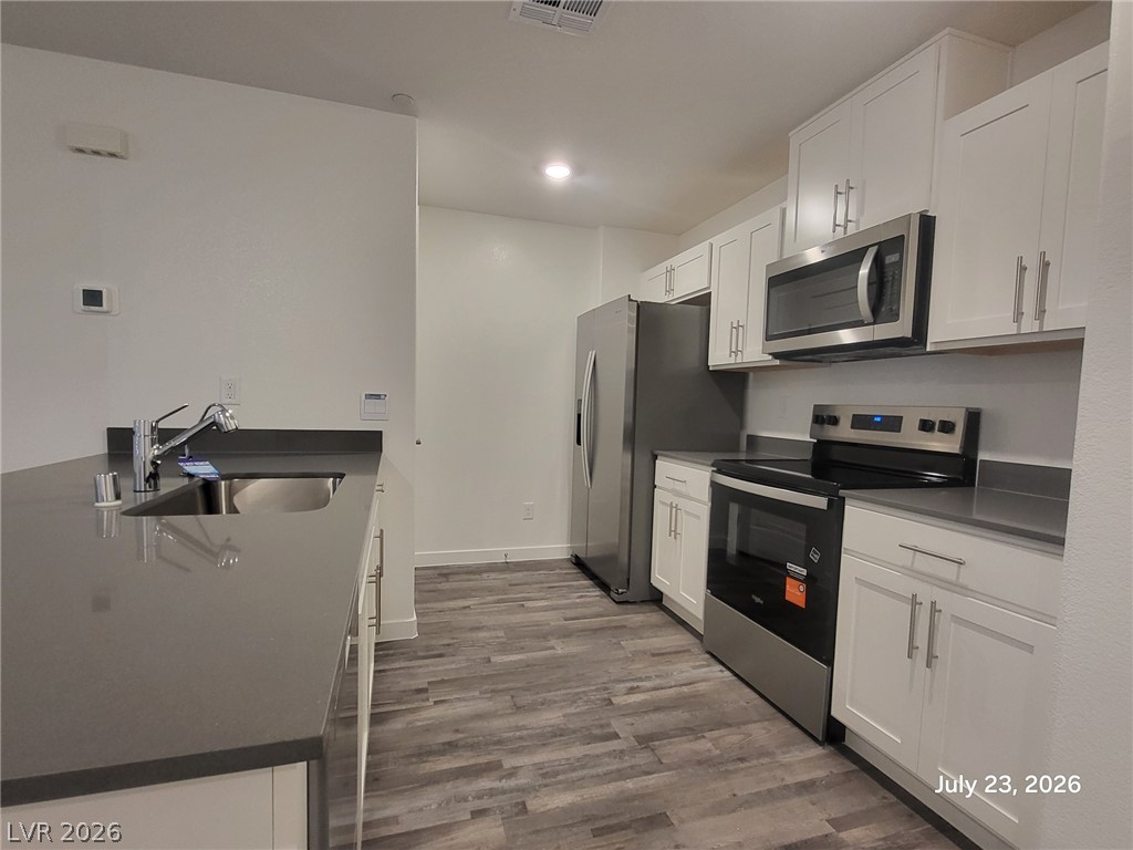 9832 Maple Pass Avenue Property Photo 4
