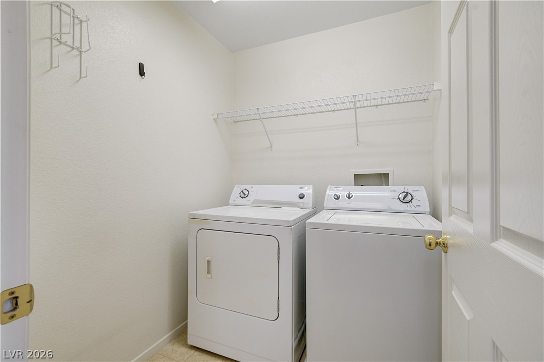 912 Purdy Lodge Street Property Photo 34