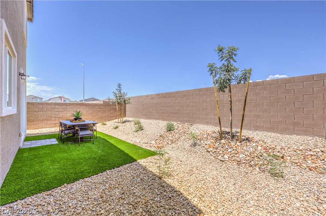 1821 Shondra Court Property Photo 38