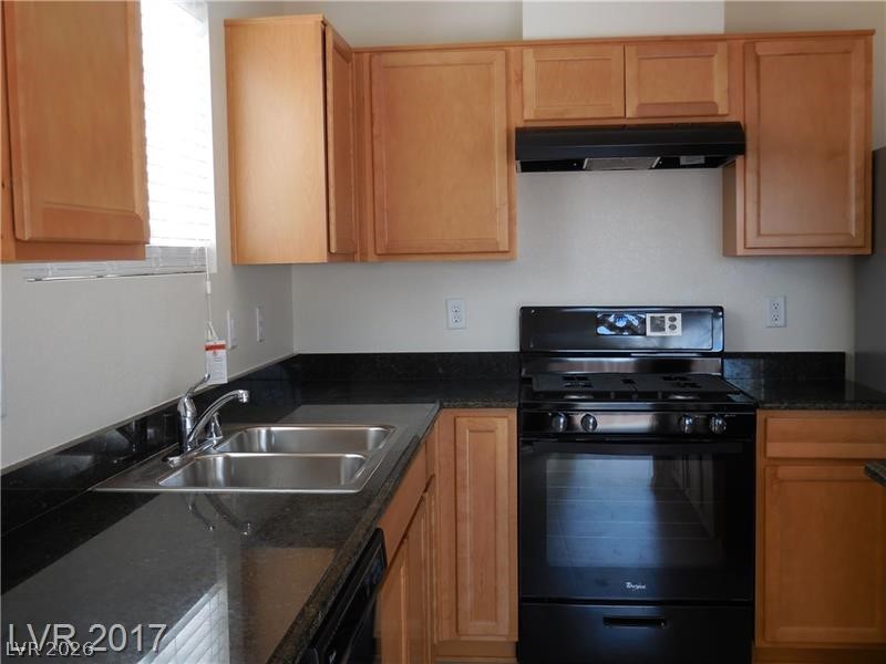 5514 South Riley Street Property Photo 3