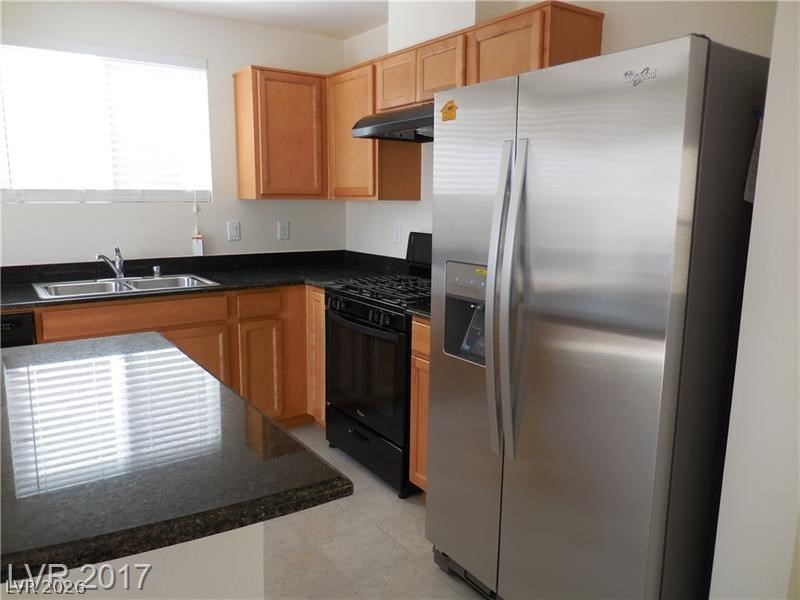 5514 South Riley Street Property Photo 4