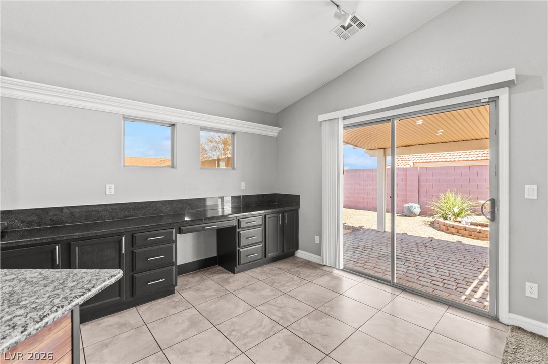 5918 Hills Echo Street Property Photo 23