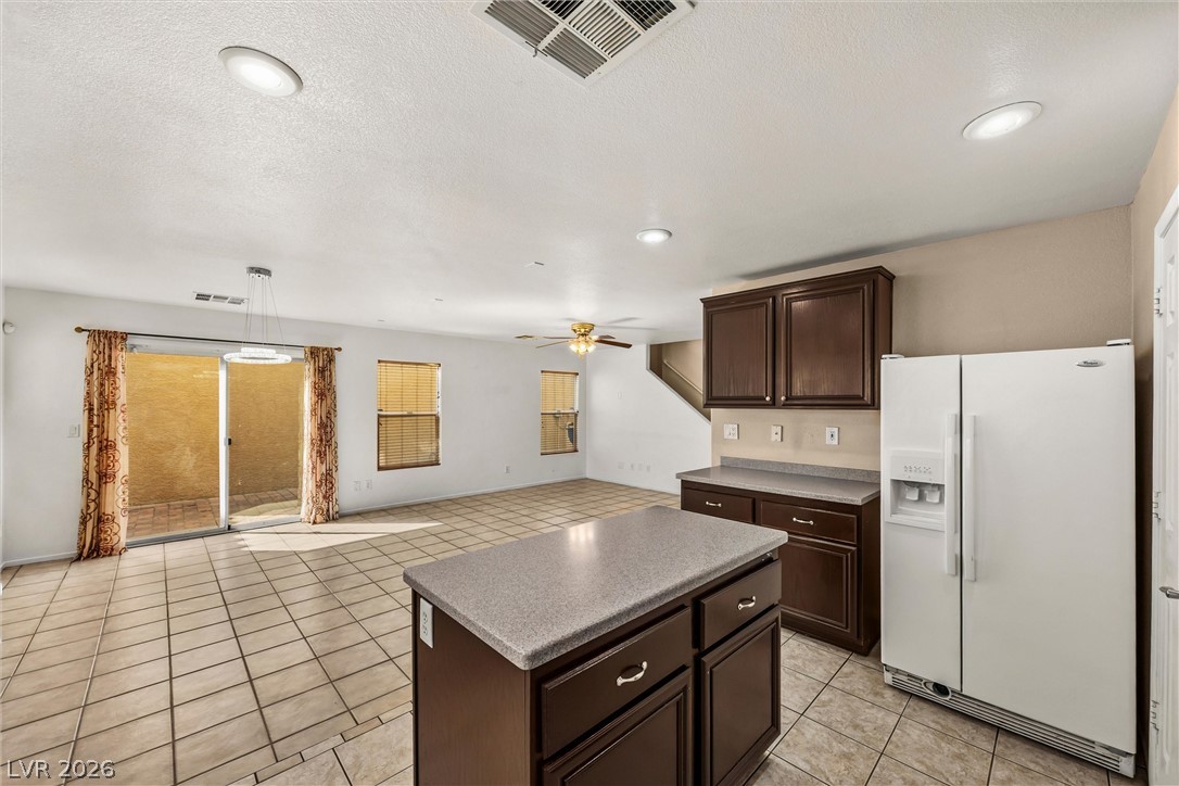 1194 Golden Apple Street Property Photo 12