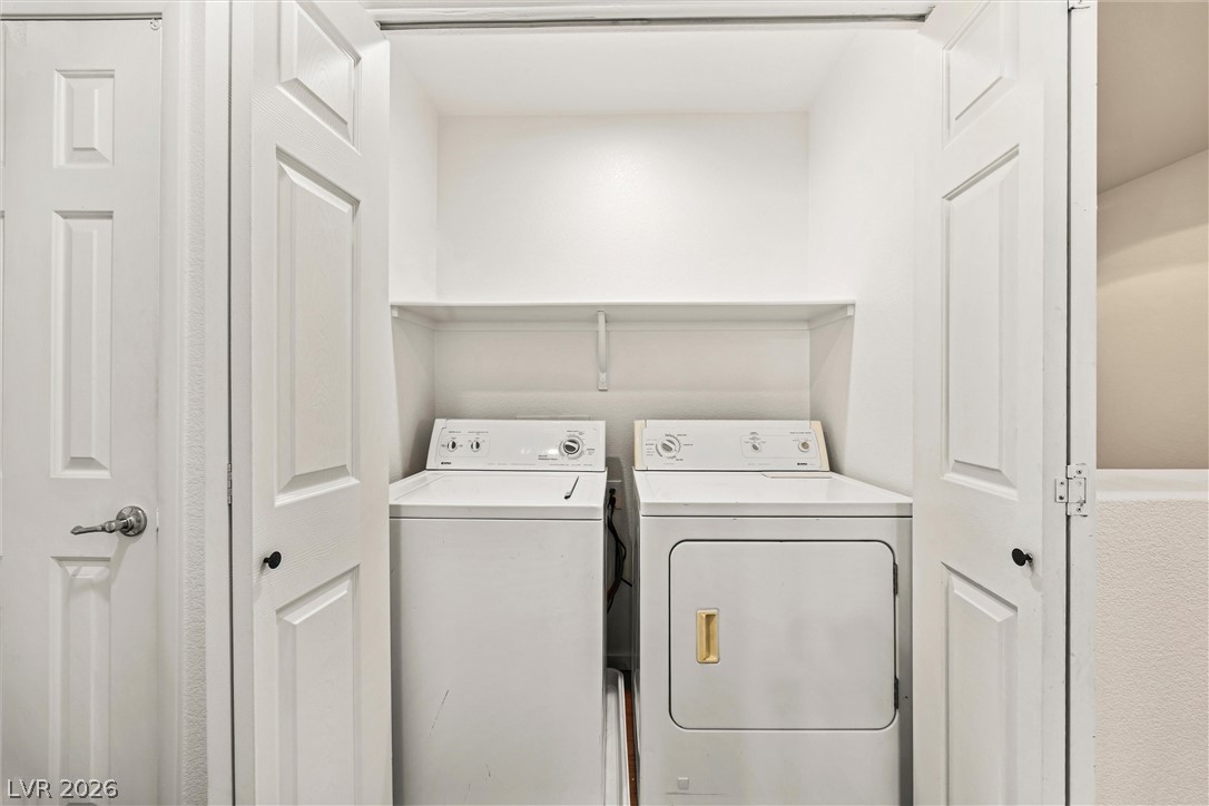 1194 Golden Apple Street Property Photo 22