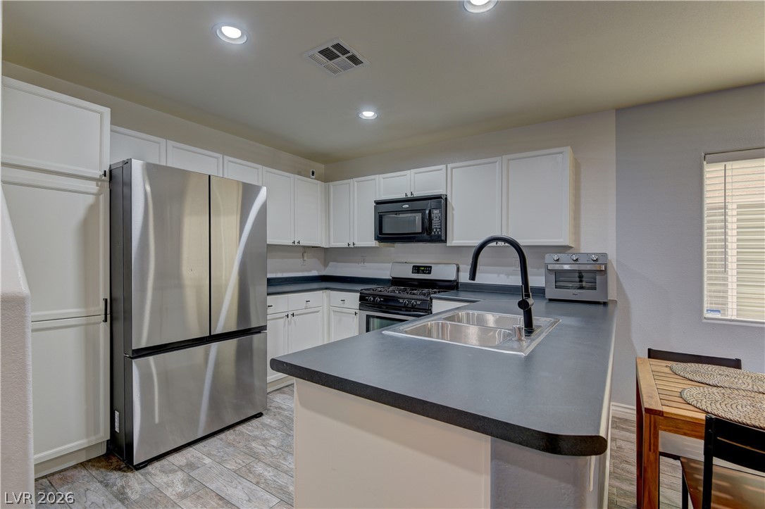 7633 Interlace Street Property Photo 9