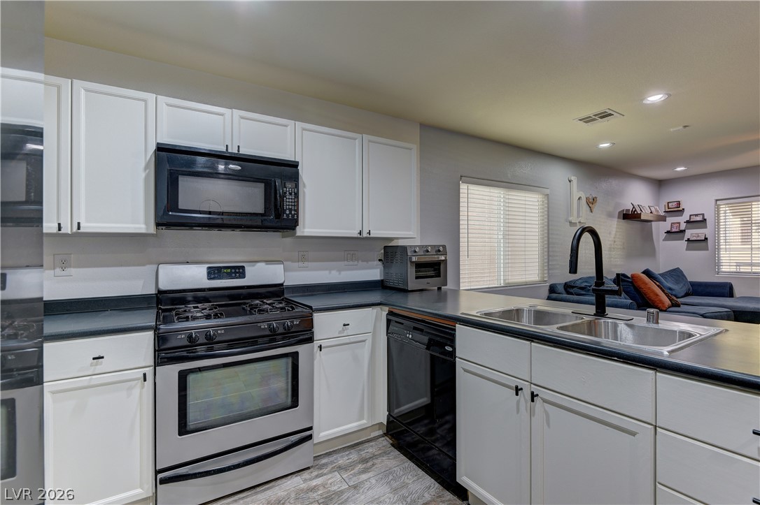 7633 Interlace Street Property Photo 10