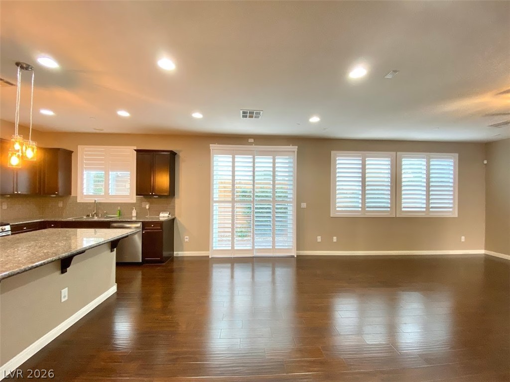 3621 Vino Biano Avenue Property Photo 7