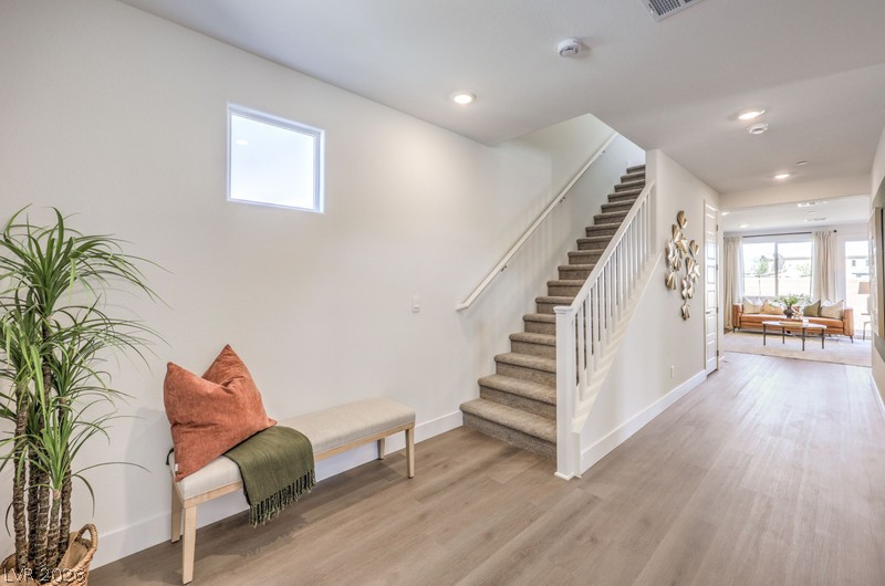 1817 Shondra Court Property Photo 4