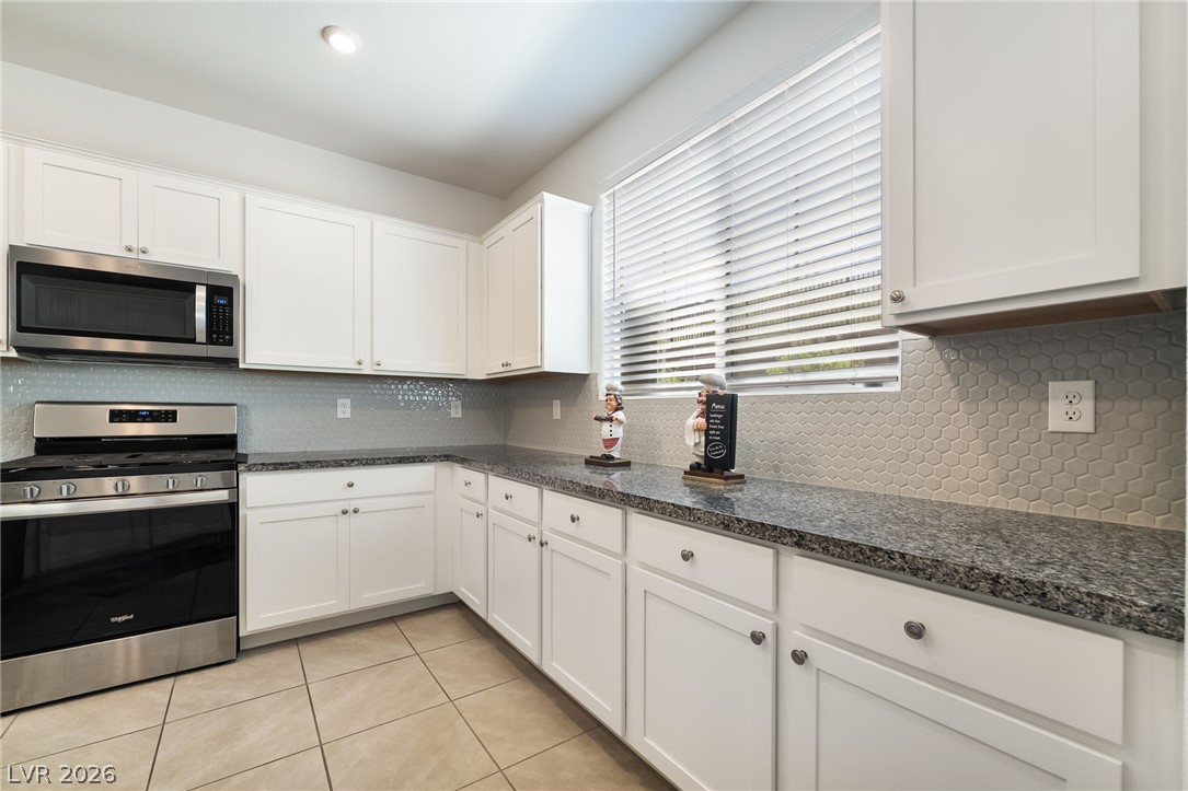 1371 Graphite Avenue Property Photo 5