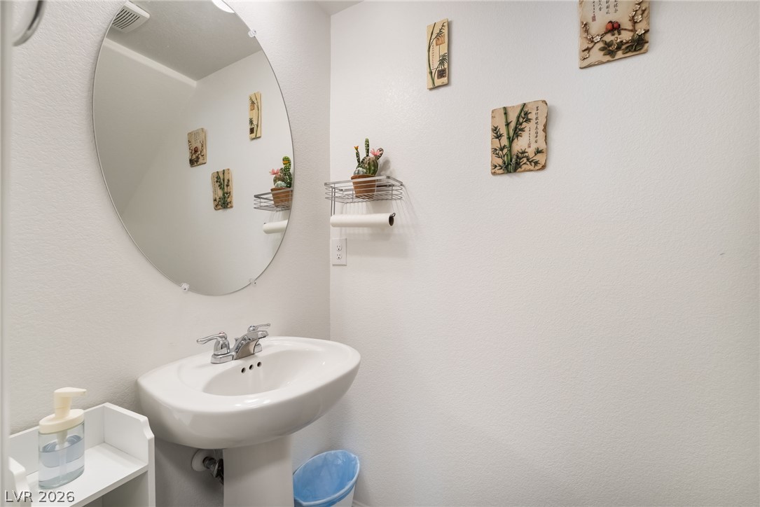 1371 Graphite Avenue Property Photo 8
