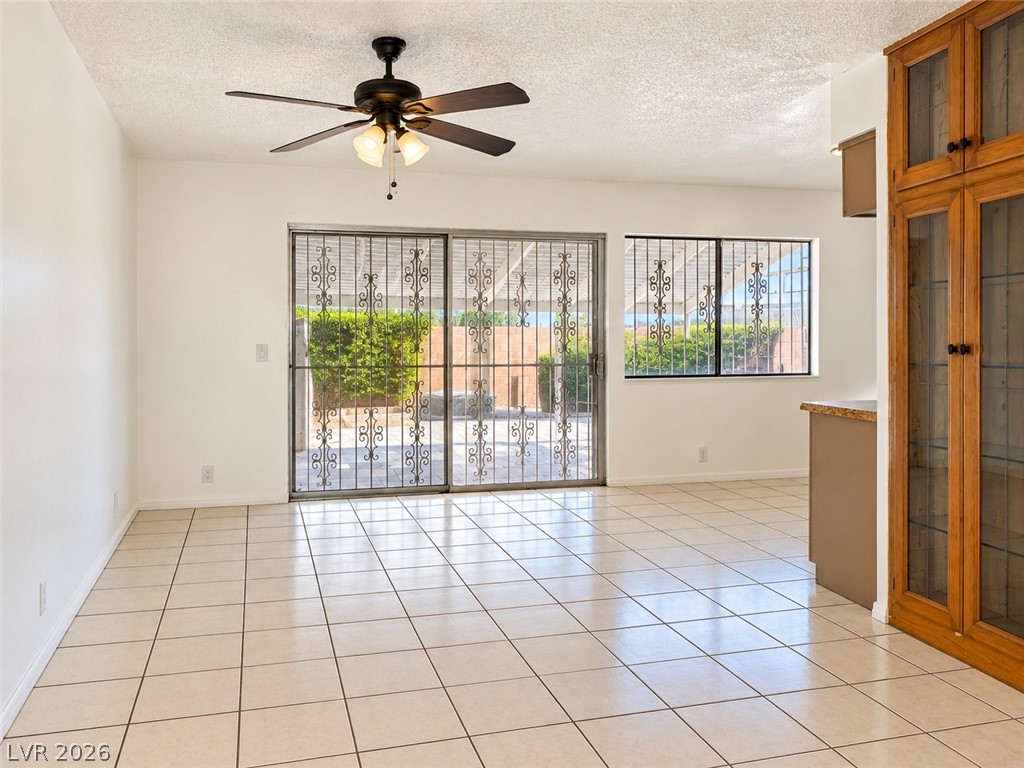 3501 Mercury Street B Property Photo 4