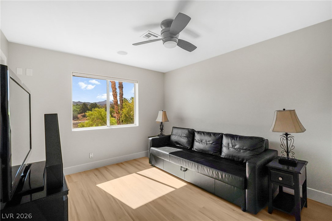 1929 Davina Street Property Photo 29