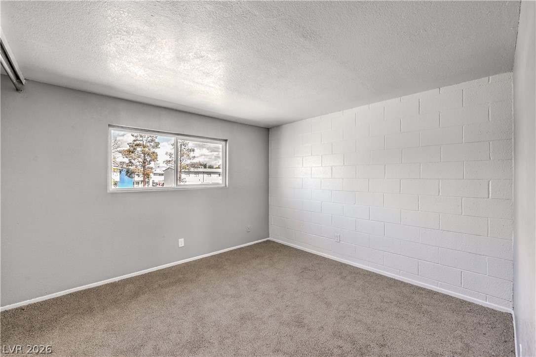 714 East Nelson Avenue F Property Photo 16