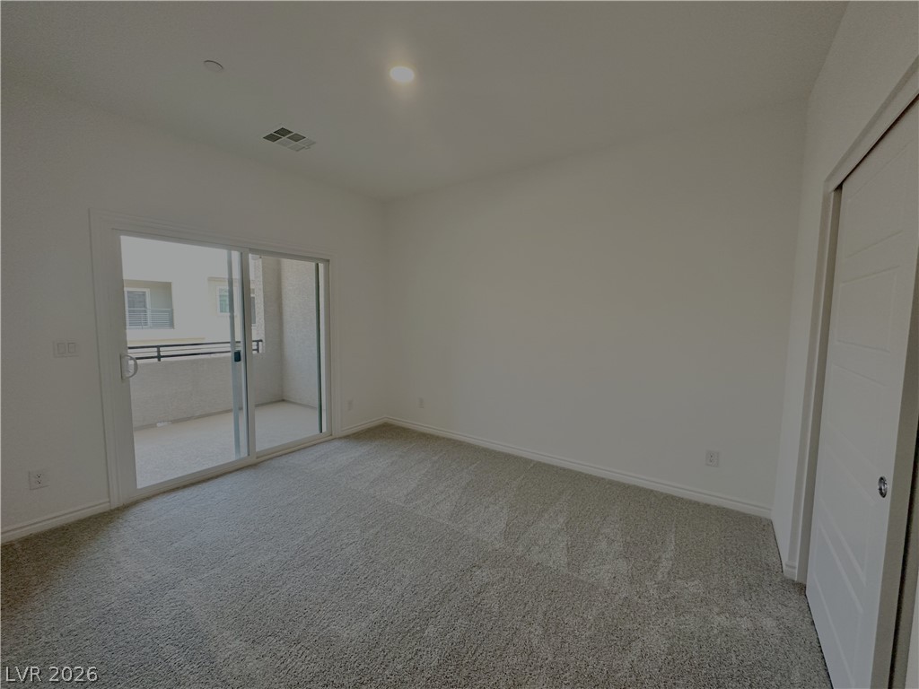 333 Laurel Peak Drive Property Photo 10