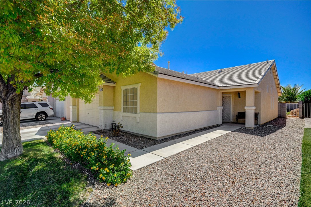 5105 Mantua Court Property Photo 1