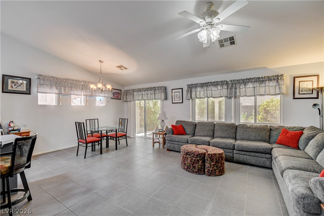 5105 Mantua Court Property Photo 7