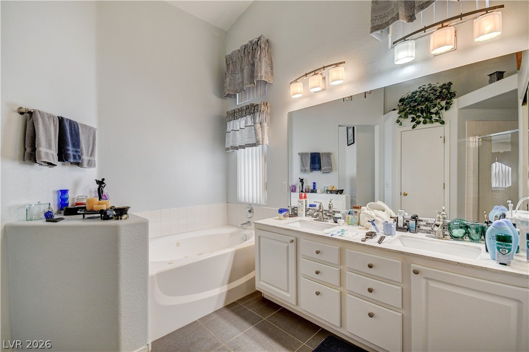 5105 Mantua Court Property Photo 20