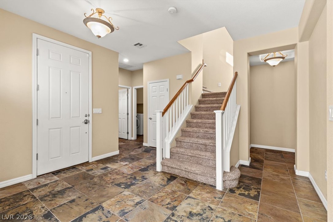 12204 Capilla Real Avenue Property Photo 7