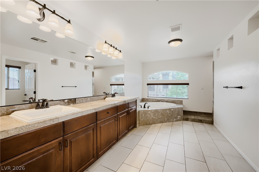 9728 Golden Thread Court Property Photo 16