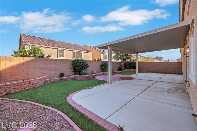 9728 Golden Thread Court Property Photo 33