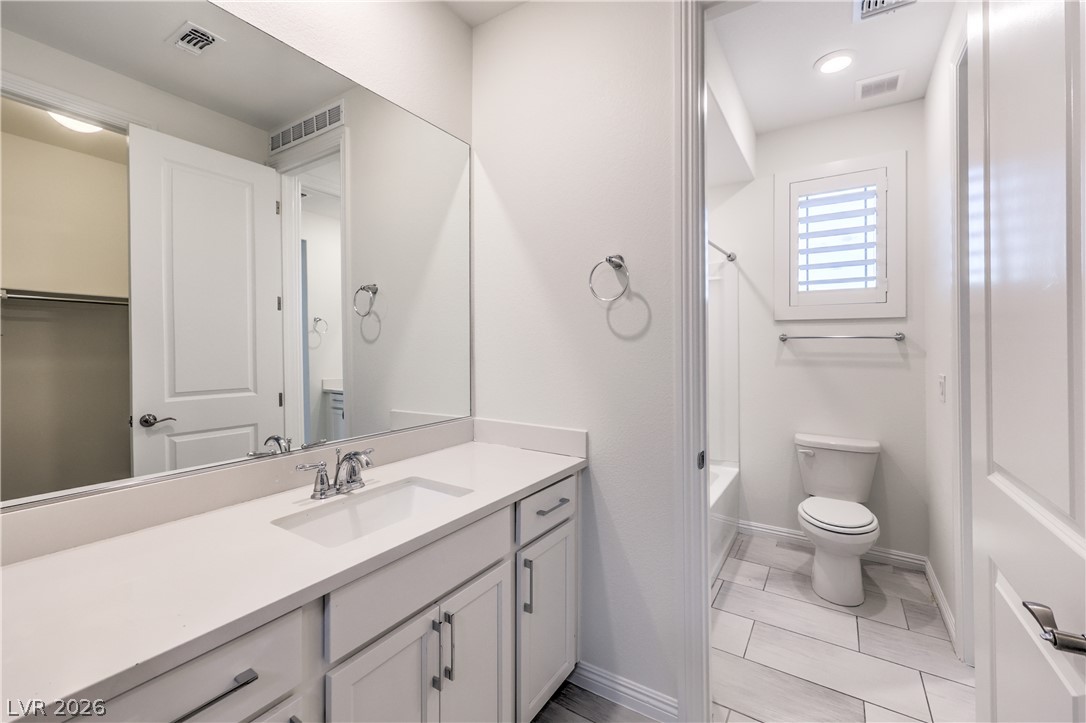 407 Prairie Sun Street Property Photo 42