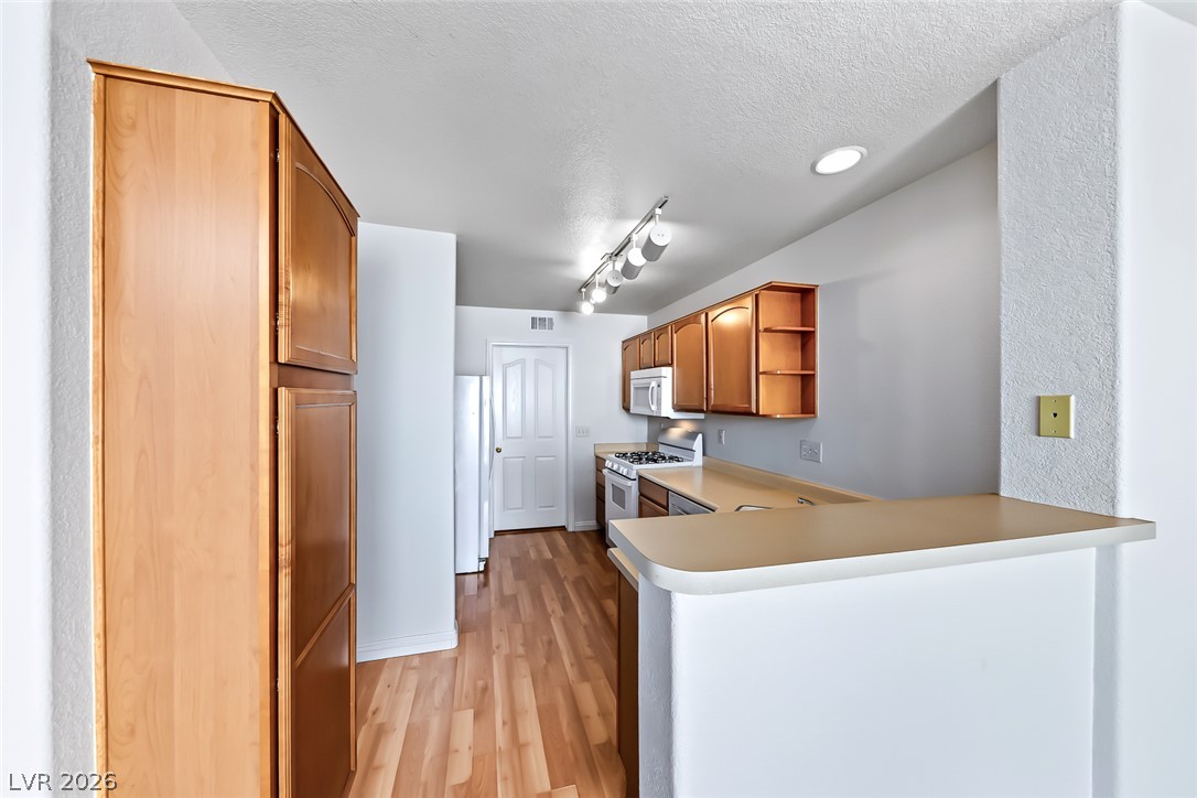 205 Genesee Point Street Property Photo 11