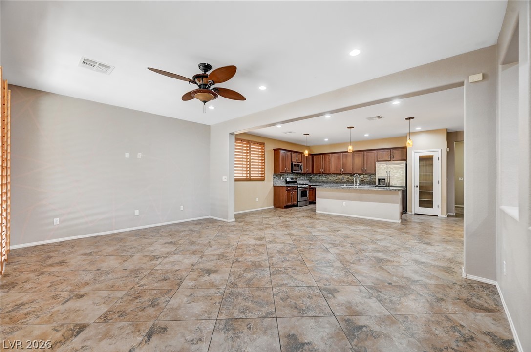 7473 Pepperbox Avenue Property Photo 12