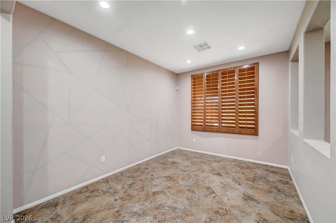 7473 Pepperbox Avenue Property Photo 15